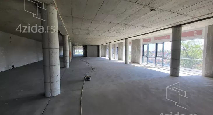 Poslovni prostor | 4zida