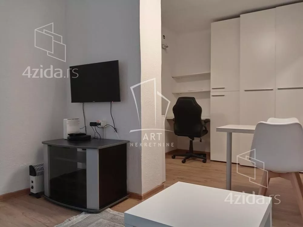 Garsonjera | 4zida