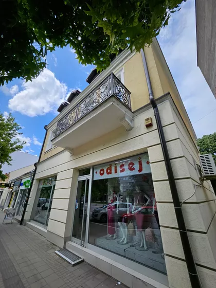Karađorđeva 99 | 4zida.rs
