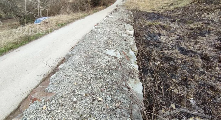Plac | 4zida