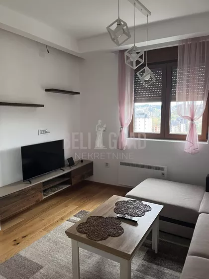 Jelene Anžujske | 4zida.rs