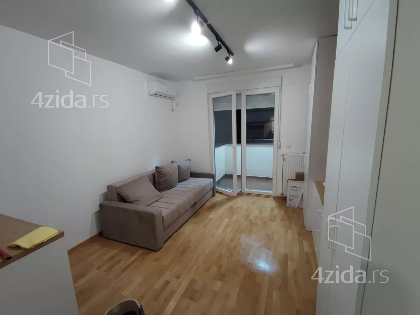 Garsonjera | 4zida