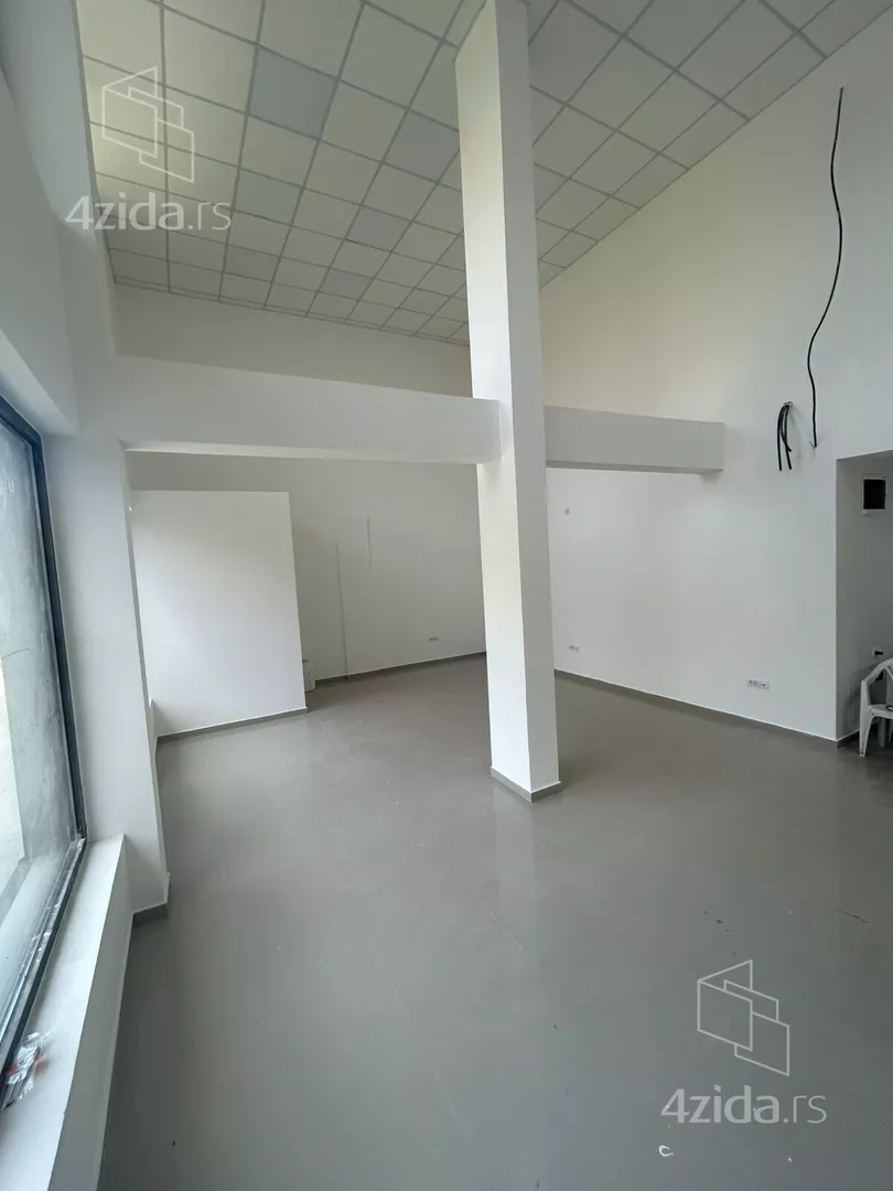 Poslovni prostor | 4zida