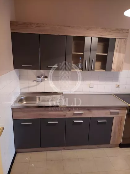 Bulevar Cara Lazara | 4zida.rs