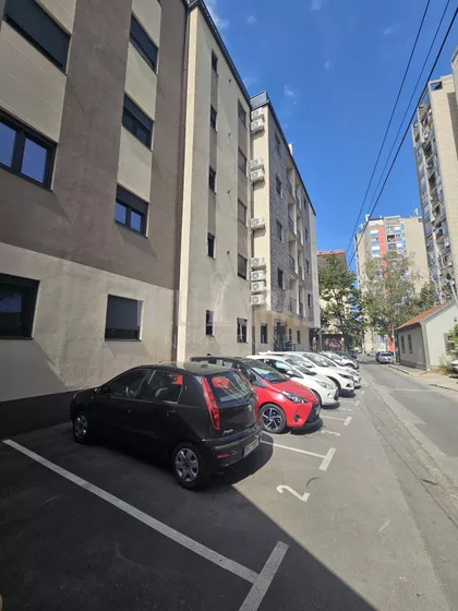 Ruđera Boškovića | 4zida.rs