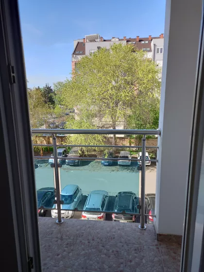 Cara Dušana 82 | 4zida.rs