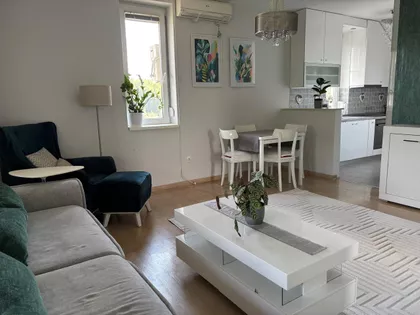 Miodraga Živkovića 5 | 4zida.rs