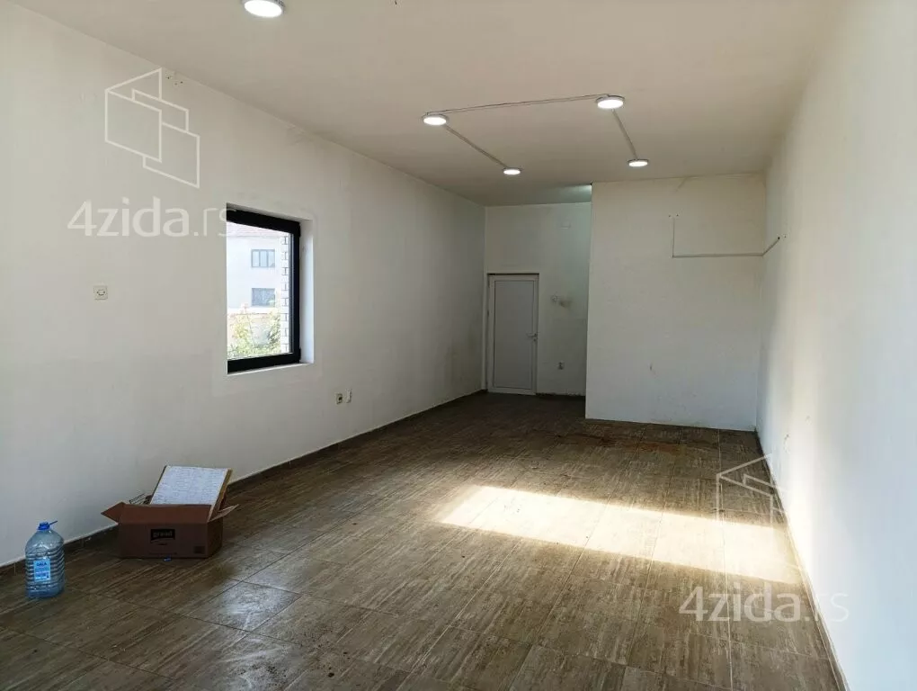 Lokal | 4zida