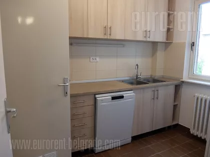 BEŽANIJSKA KOSA 2 | 4zida.rs