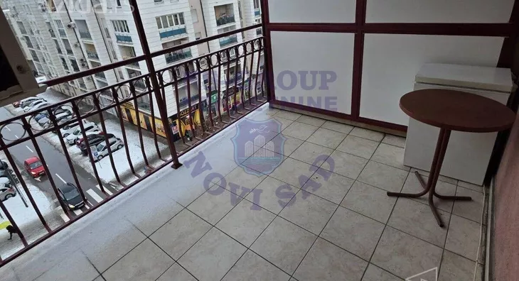 Šestosoban stan | 4zida