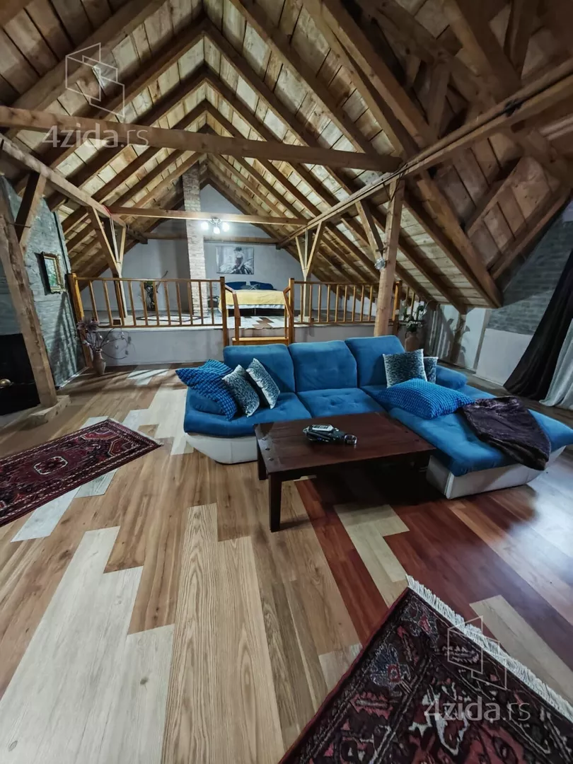 3-etažna kuća | 4zida