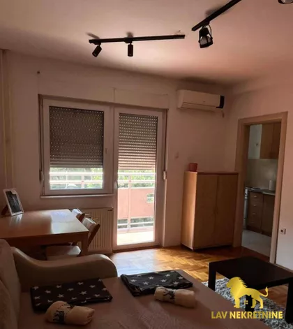 DOŽA ĐERĐA | 4zida.rs