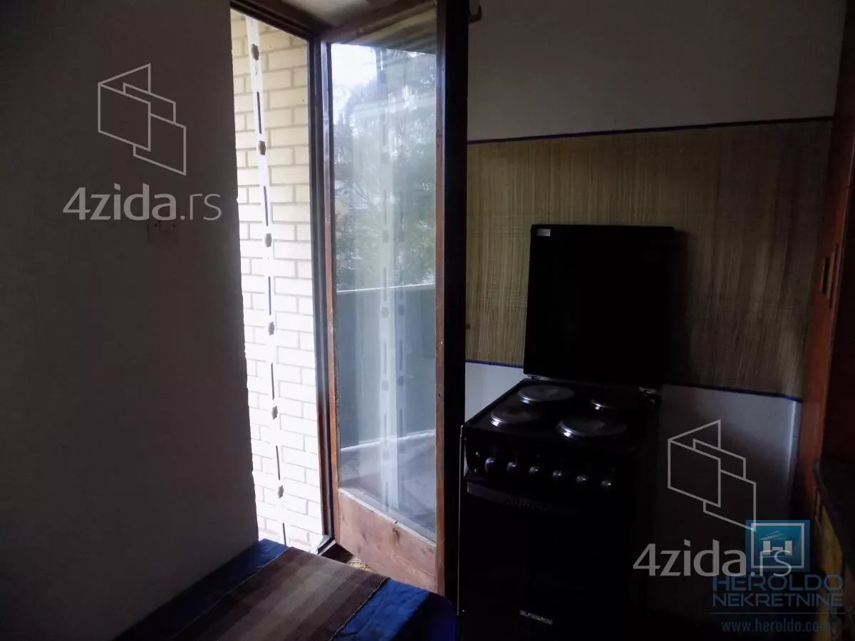 Garsonjera | 4zida