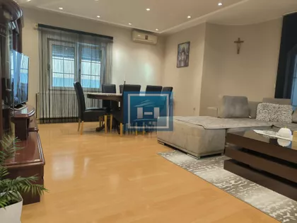 Gradske lokacije | 4zida.rs