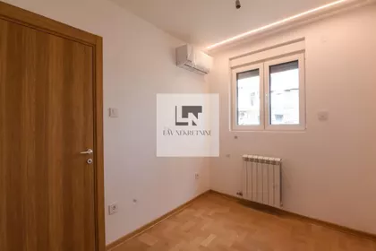 Učiteljsko Naselje | 4zida.rs
