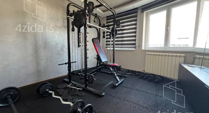 Četvorosoban stan | 4zida