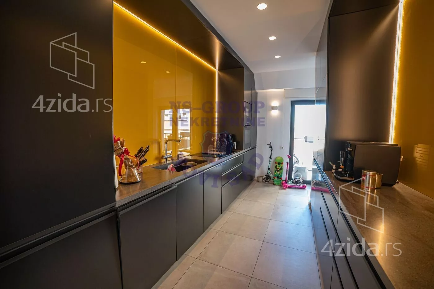 Petosoban stan | 4zida