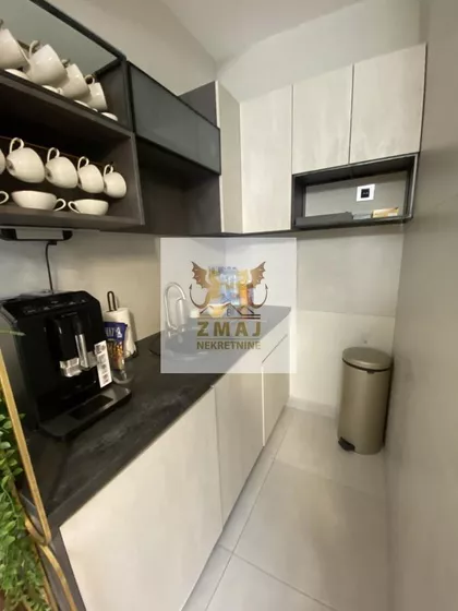 Cara Dušana | 4zida.rs