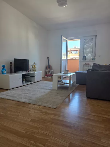 Prvoslava Stojanovića 3 | 4zida.rs
