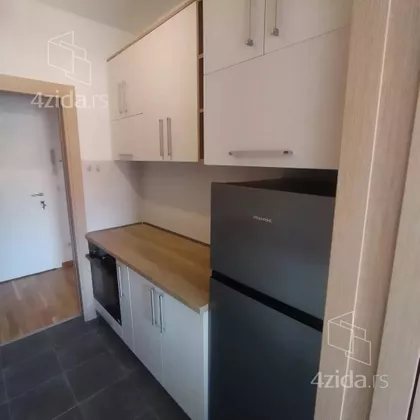 Denino Brdo | 4zida.rs