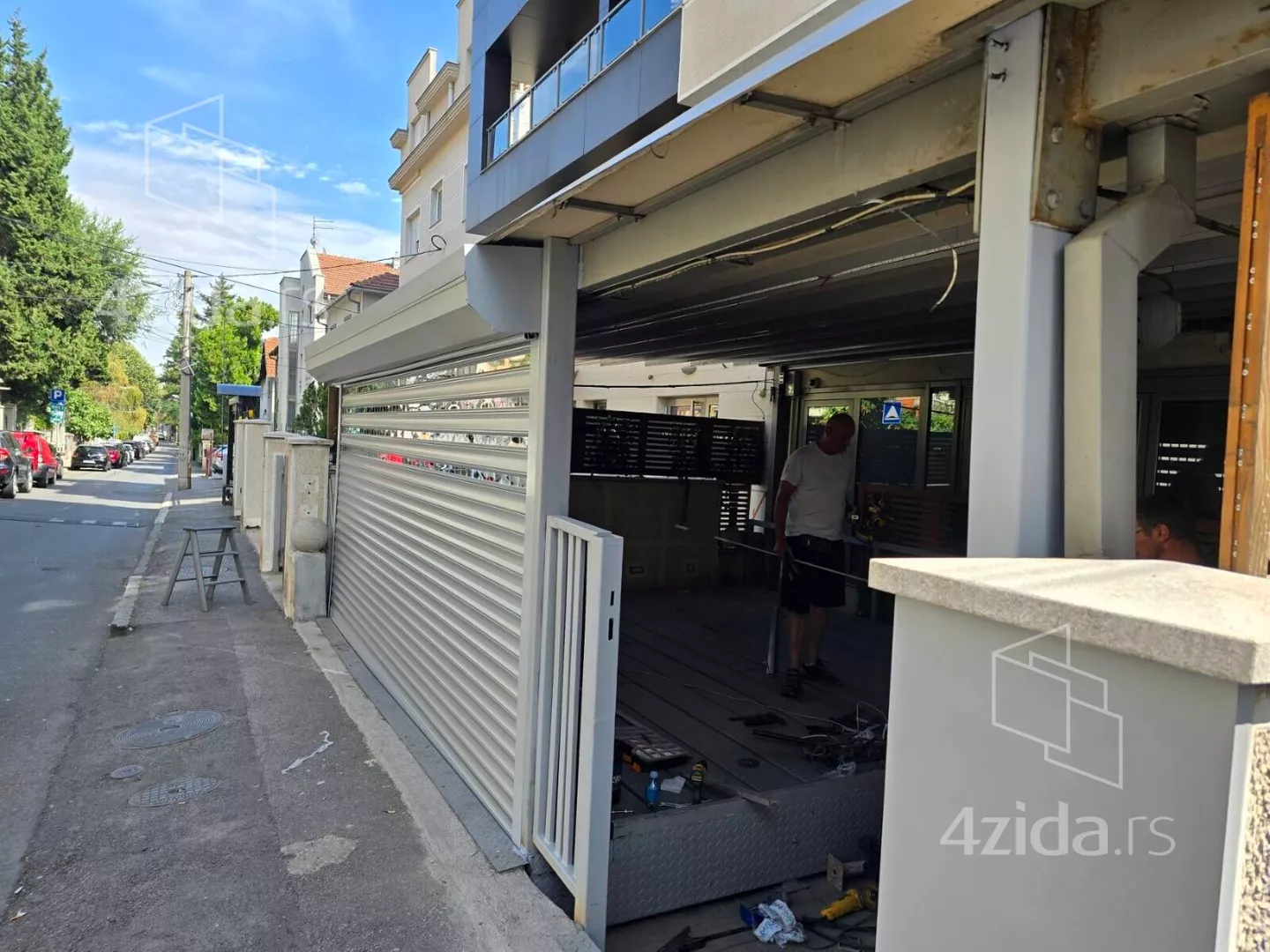 Lokal | 4zida