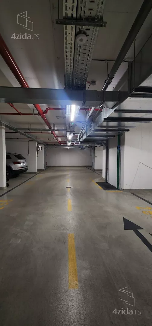 Garaža | 4zida