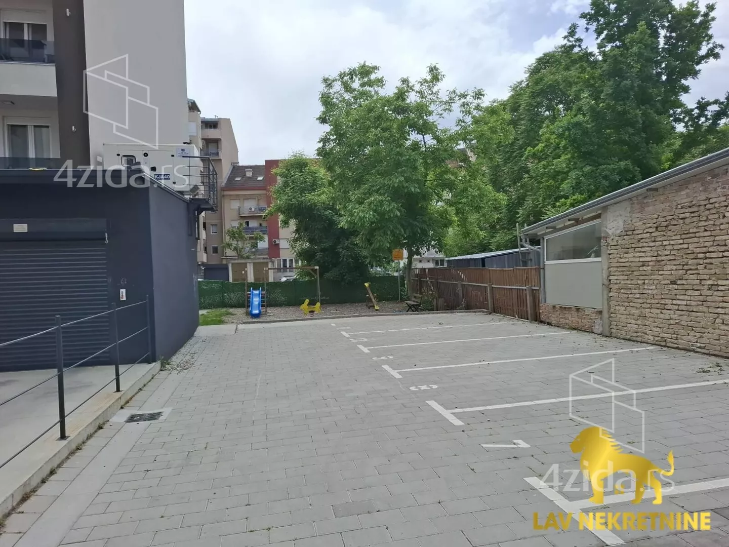 Dvoiposoban stan | 4zida