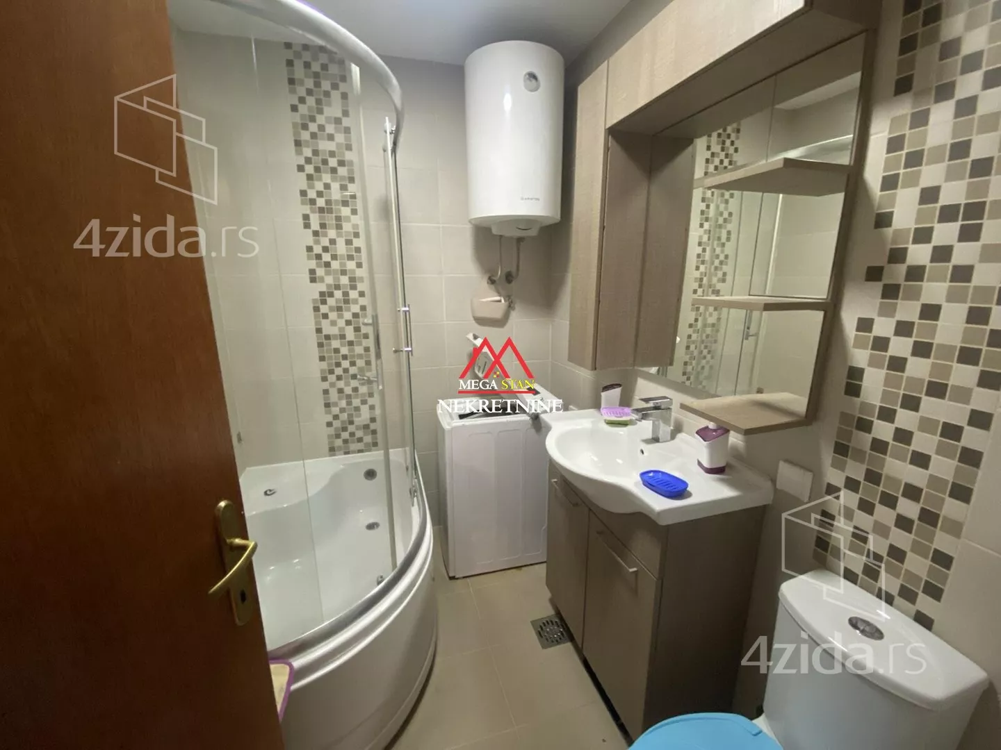 Dvoiposoban stan | 4zida