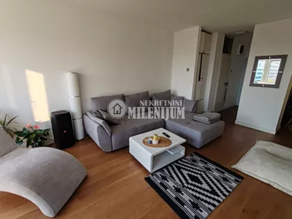 Bulevar Milutina Milankovića | 4zida.rs