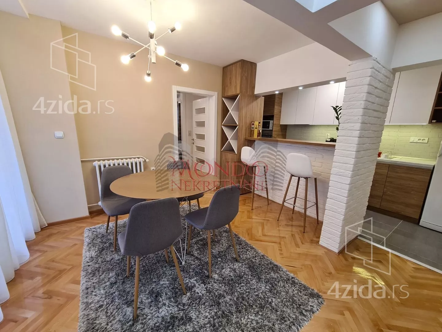 Dvoiposoban stan | 4zida