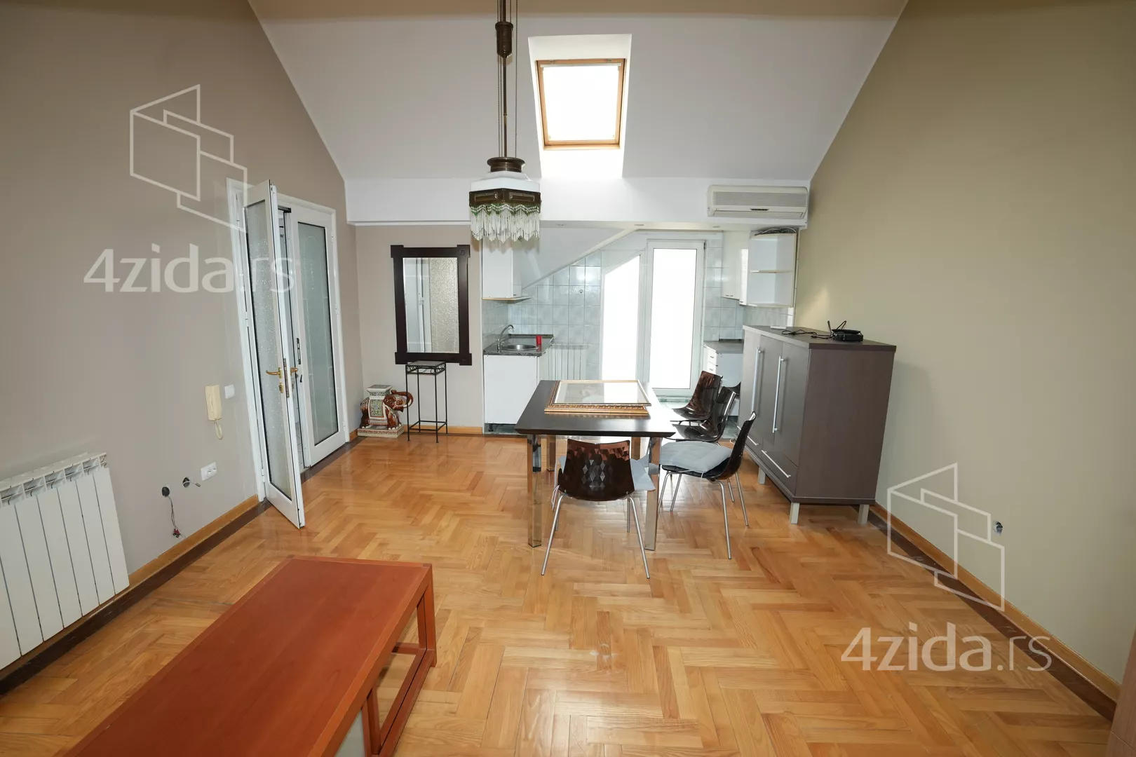 4-etažna kuća | 4zida