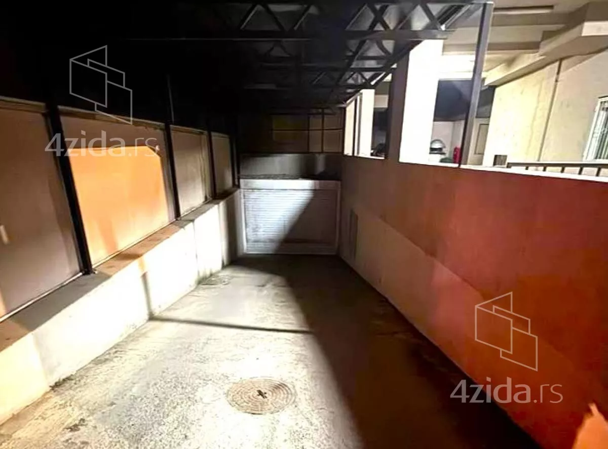 Garaža/Parking | 4zida