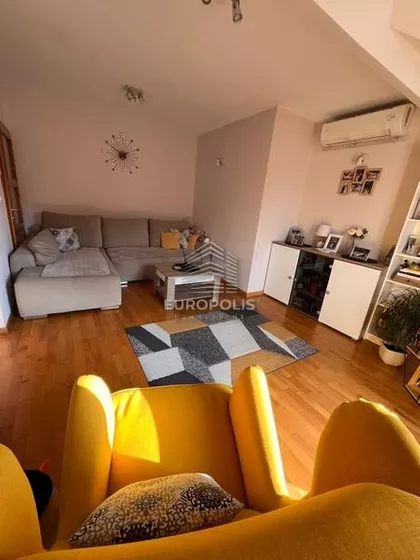 Stolarska | 4zida.rs