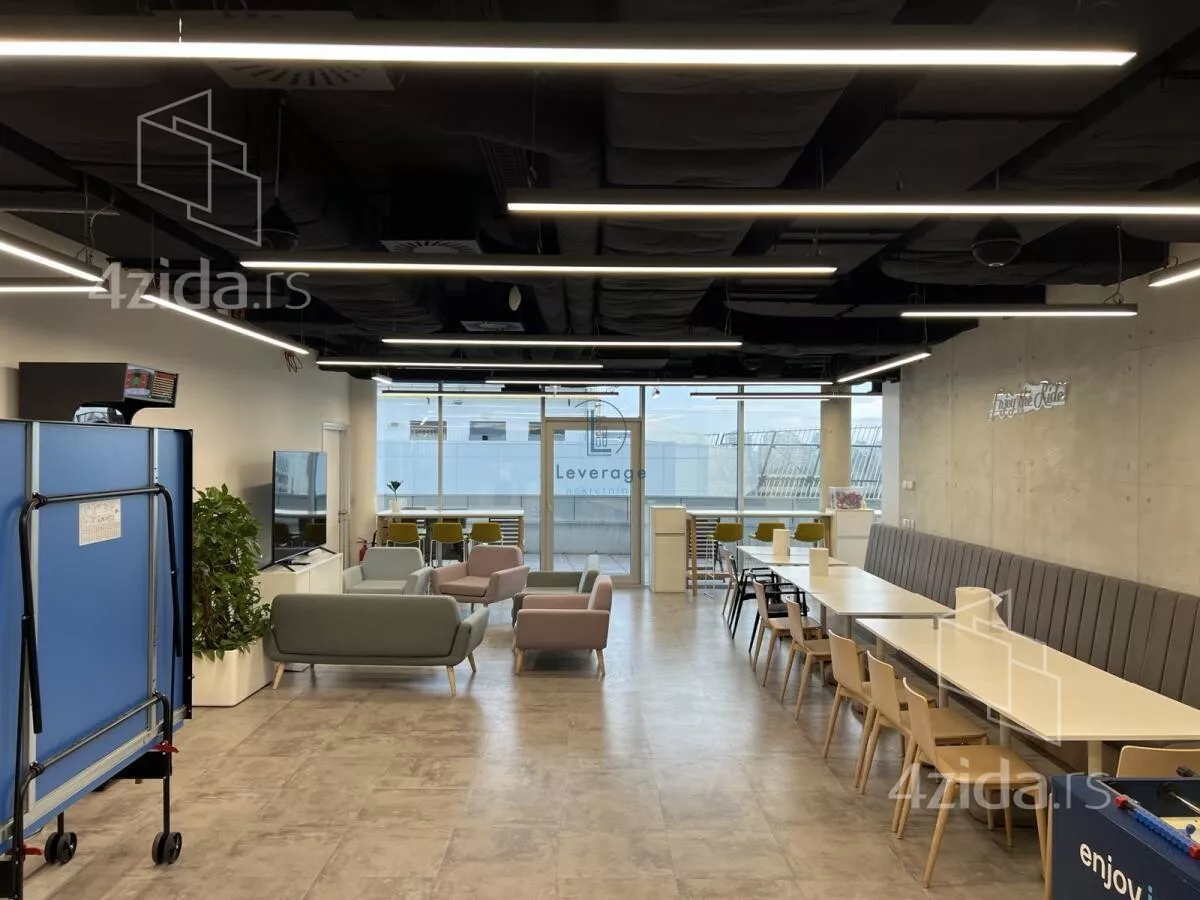 Poslovni prostor | 4zida