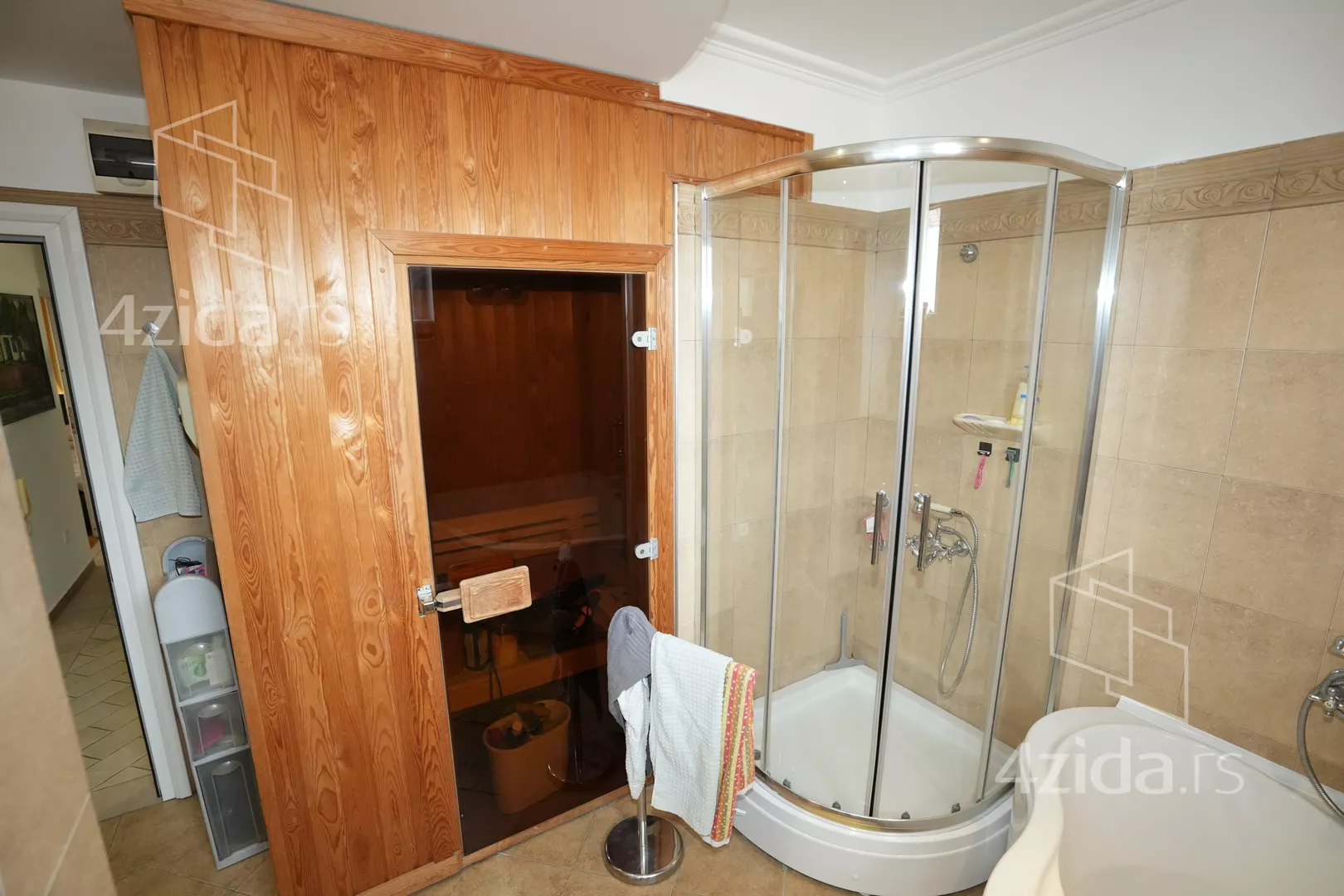 4-etažna kuća | 4zida