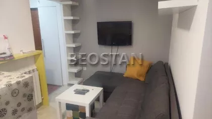 Zvezdarskih jelki | 4zida.rs