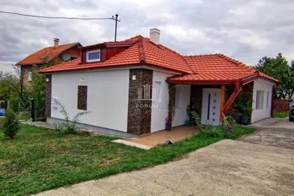 Čerević | 4zida.rs