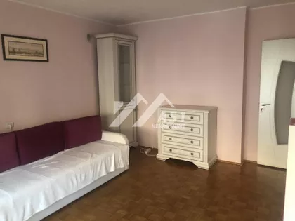 Pariske komune | 4zida.rs
