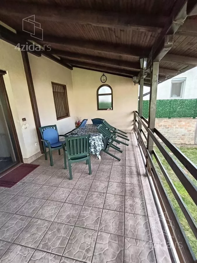 Kuća | 4zida