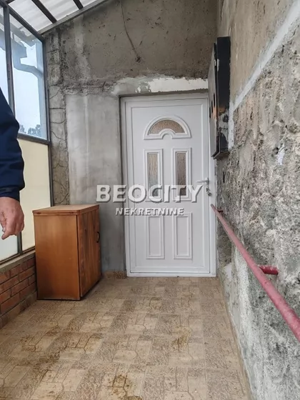 Golili breg | 4zida.rs