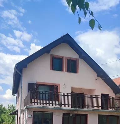 Svetosavska | 4zida.rs