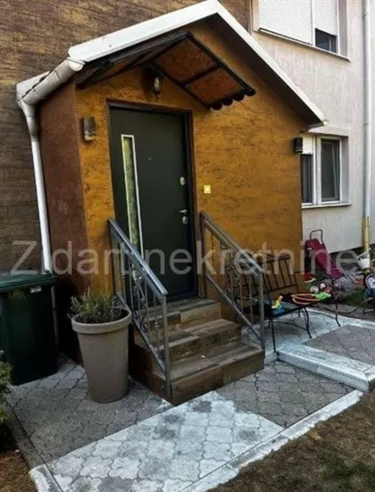 Braće Mihajlović-tripić | 4zida.rs