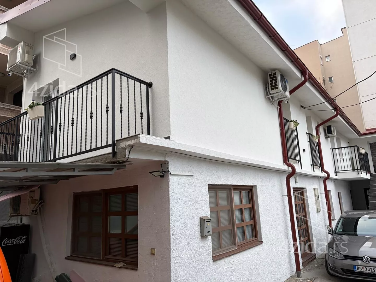 Troiposoban stan | 4zida