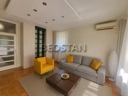 Nedeljka Gvozdenovica | 4zida.rs