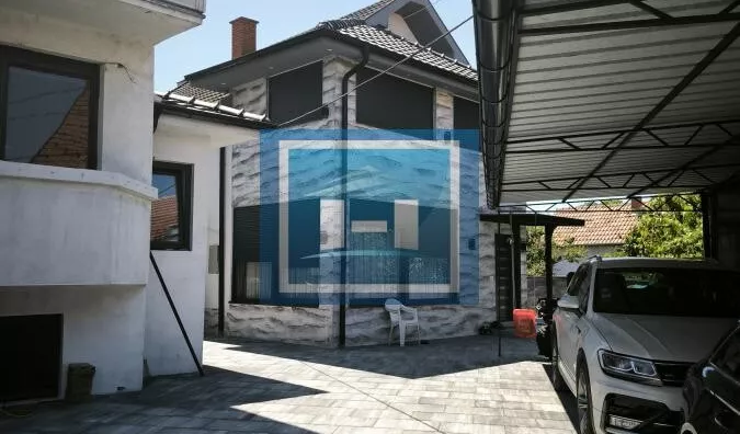 Kuća | 4zida