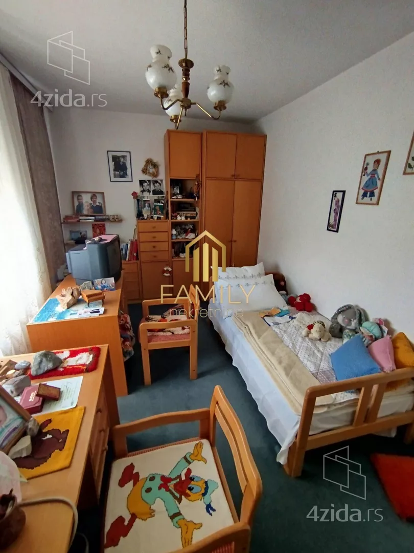 3-etažna kuća | 4zida