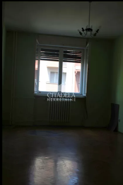 Sarajevska | 4zida.rs