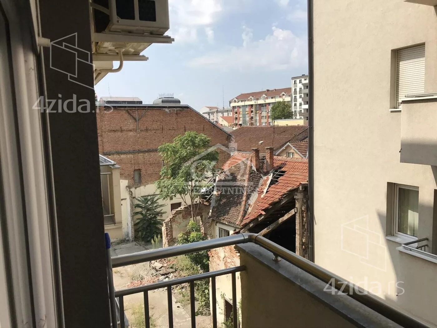 Garsonjera | 4zida