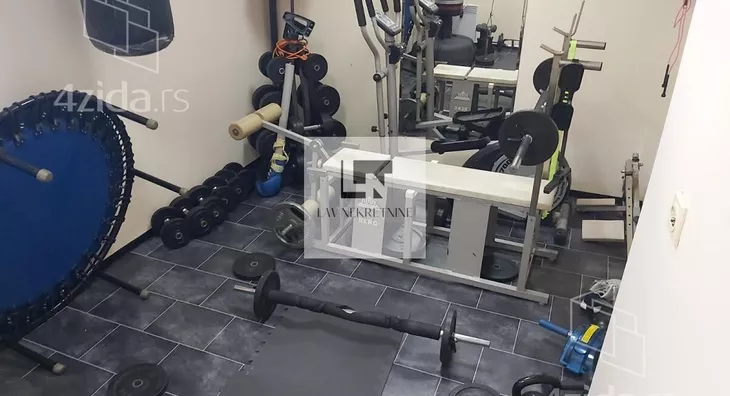 Dvoiposoban stan | 4zida