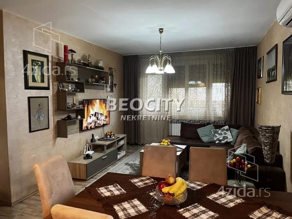 Petosoban stan | 4zida